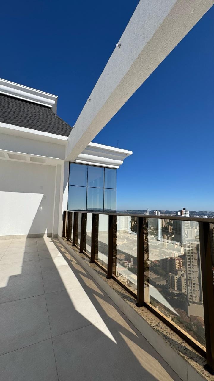 Cobertura com uma das vistas mais incríveis da cidade.
