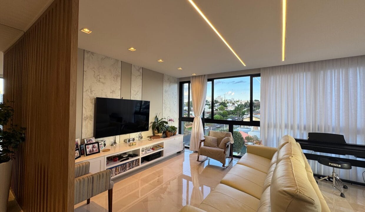 WhatsApp Image 2025-03-20 at 16.11.56 (1)