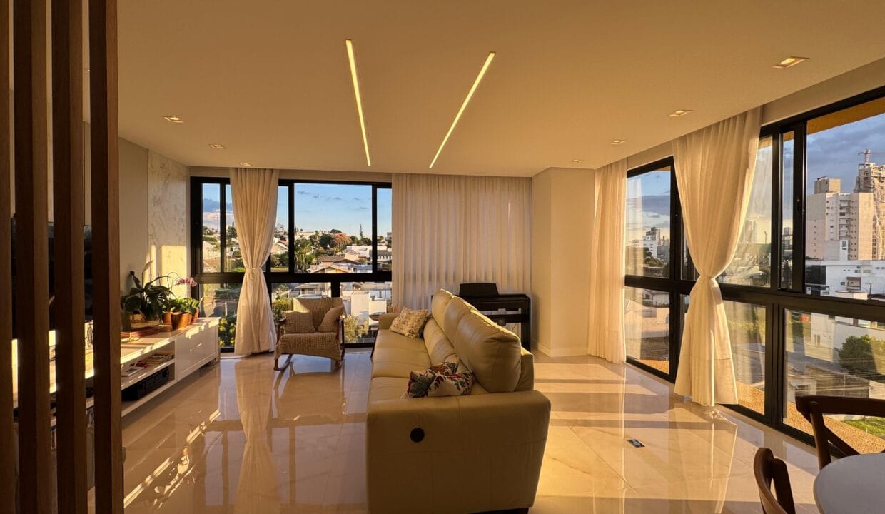 WhatsApp Image 2025-03-20 at 16.11.59 (1)