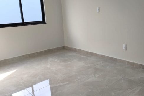 WhatsApp Image 2025-03-27 at 10.49.31