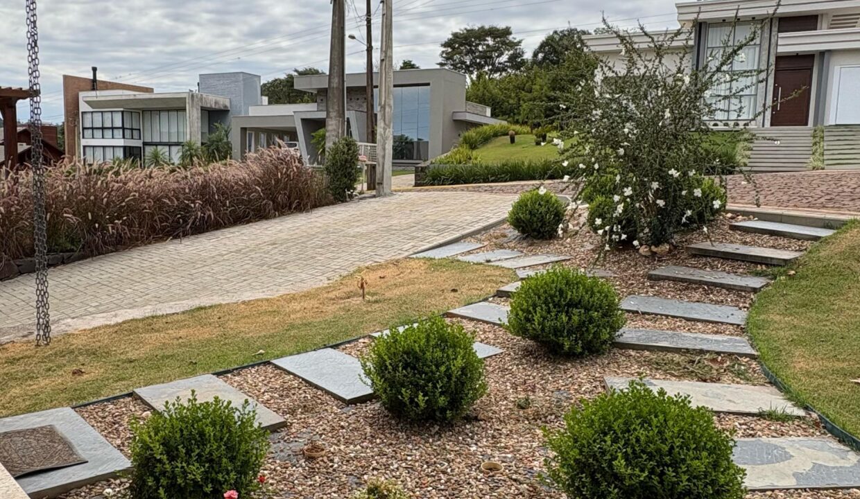 WhatsApp Image 2025-04-01 at 17.45.49 (1)