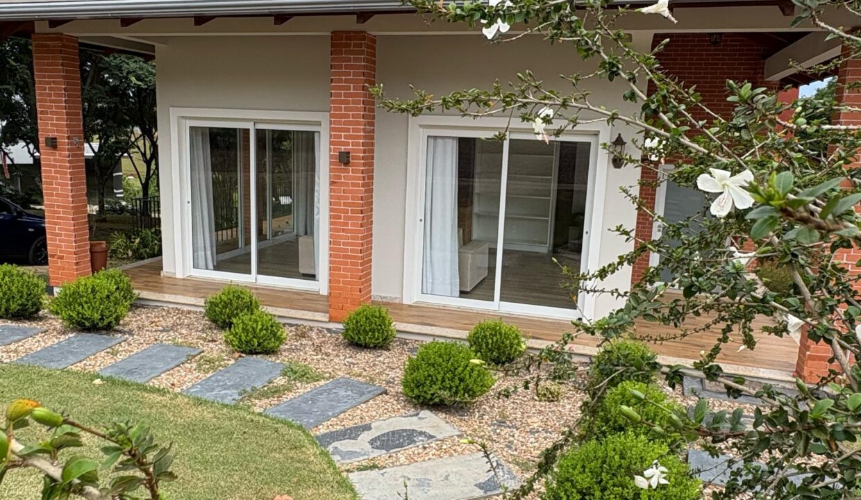 WhatsApp Image 2025-04-01 at 17.45.49