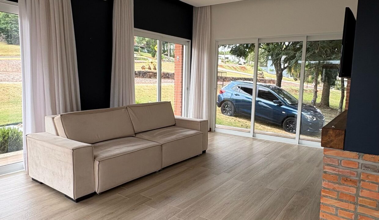 WhatsApp Image 2025-04-01 at 17.46.21