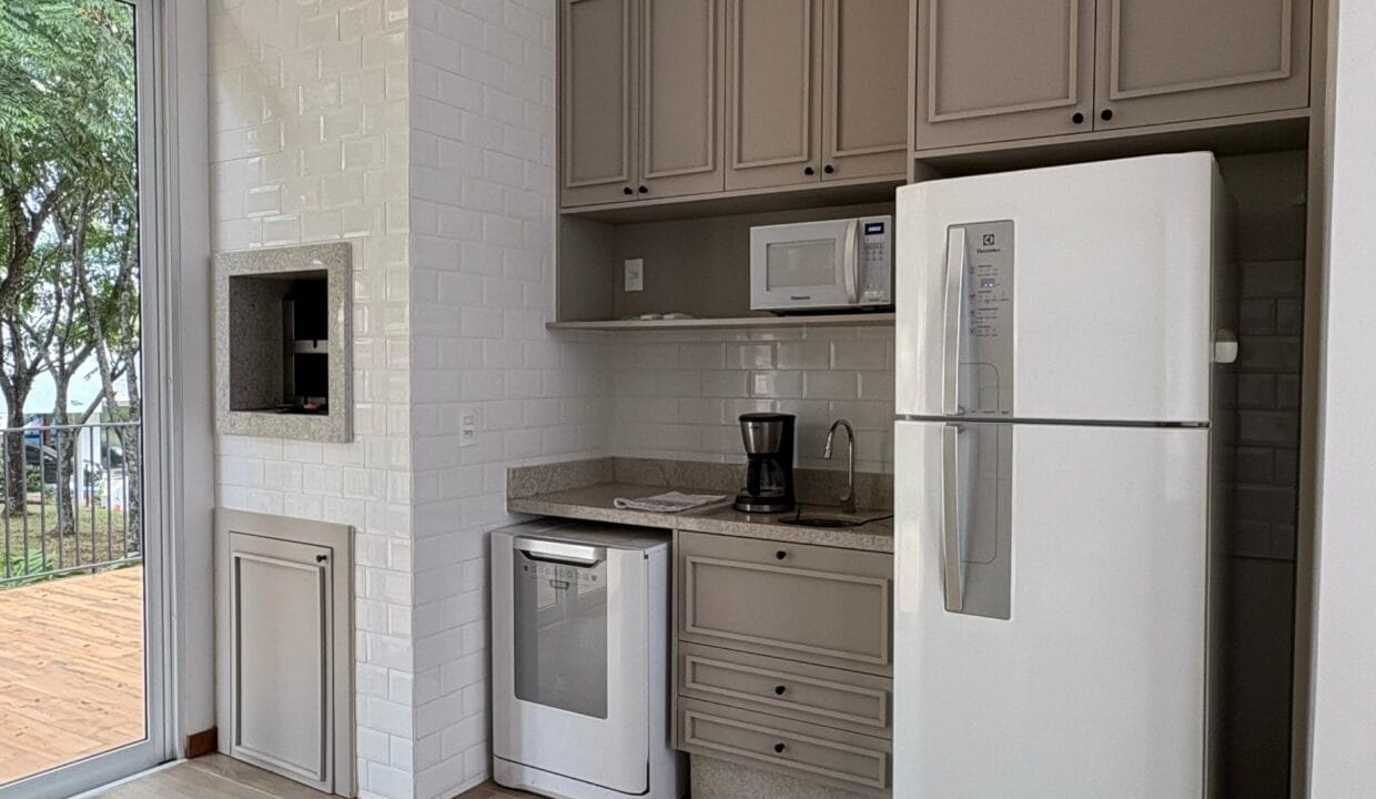 WhatsApp Image 2025-04-01 at 17.47.02 (1)