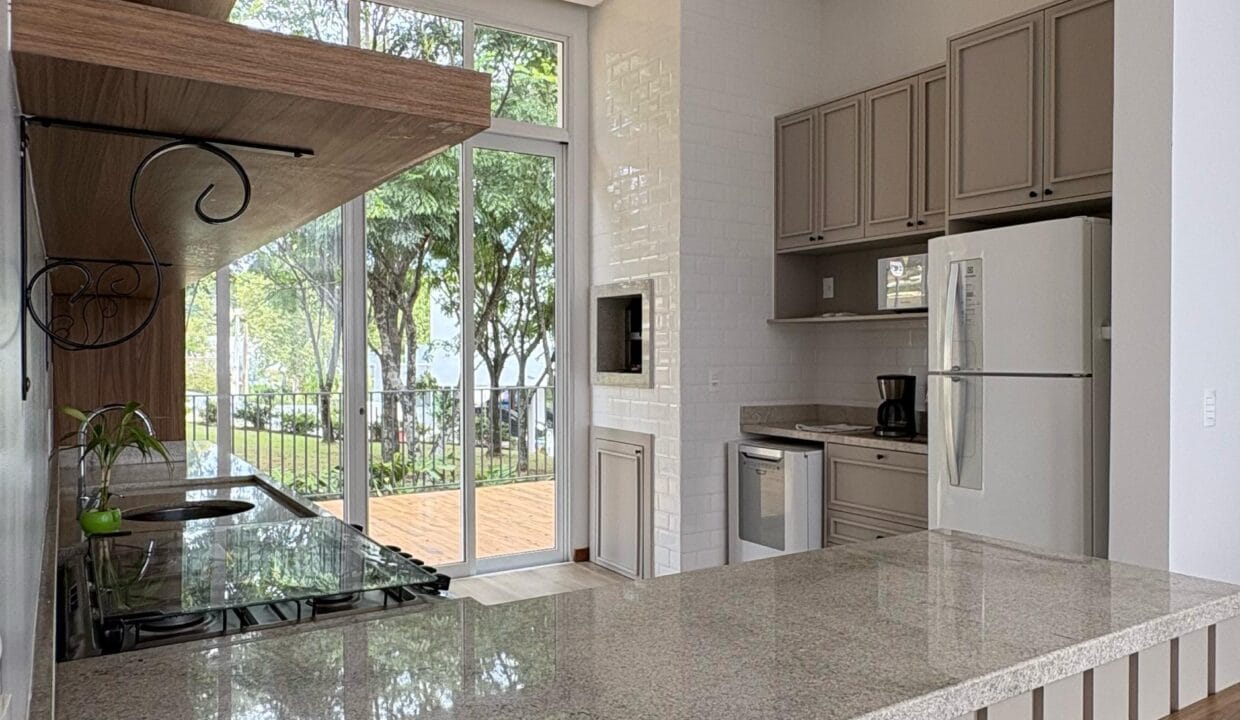 WhatsApp Image 2025-04-01 at 17.47.04